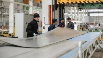 Республика күніне орай Qarmet пен Allur 500 жасқа кәсіби жол ашатын бағдарламаны қолға алды