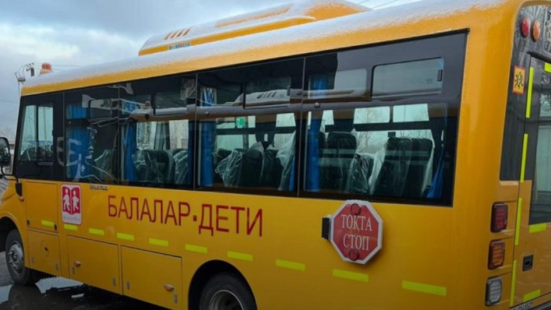 Abai oblysynna mektepterege jańa avtobýstar berildi