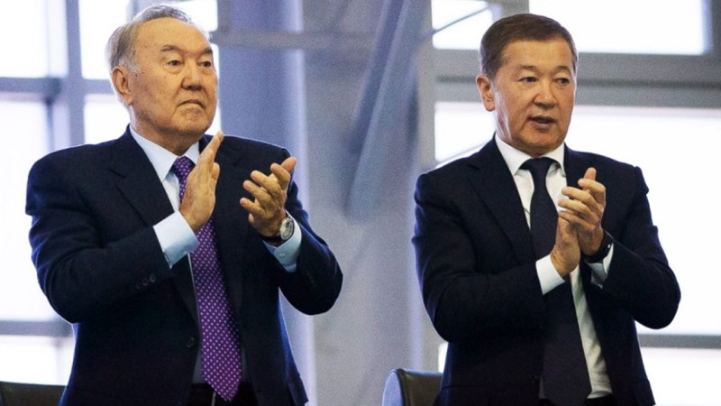 Forbes نازارباەۆتىڭ «ەمييانى» ٶتەمۇراتوۆ بايلىعىن ازايتىپ كٶرسەتتٸ. ونىڭ كەدەيلەنگەنٸنە كٸم سەنەدٸ?..