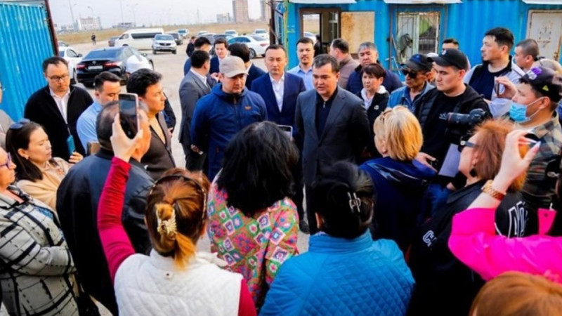 «Óz páterin 10 jyldan beri kútip júrgender bar». Astana ákimi úlesker máselesin sońyna deiin jetkizetinin aitty