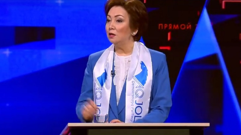 Debatta "Aq jol" partiiasynyń múshesi aýyldyq ipotekany engizýdi usyndy
