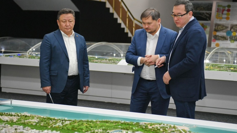 Qonaev ǵylym men bilimniń ortalyǵyna ainaldy. Ol úshin jol kartasy qabyldanady