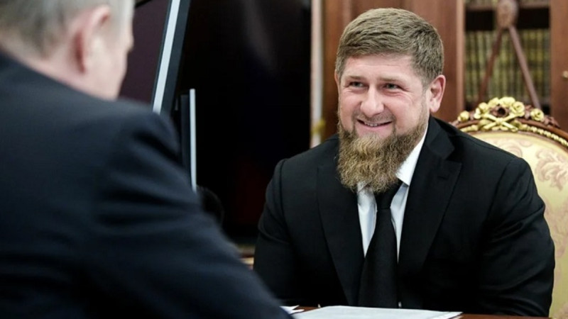 Reseidiń ydyraýyn Qadyrov qalai jedeldetýde?..