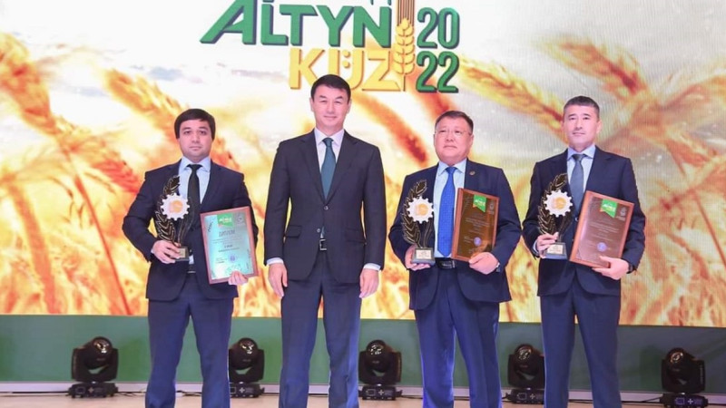 Túrkistanda aýyl sharýashylyǵy qyzmetkerleriniń «Altyn kúz – 2022» saltanatty merekesi ótti