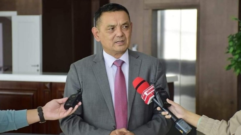 رەسپۋبليكا كٷنٸ – دەربەس مەملەكەتتٸلٸكتٸڭ مەرەكەسٸ