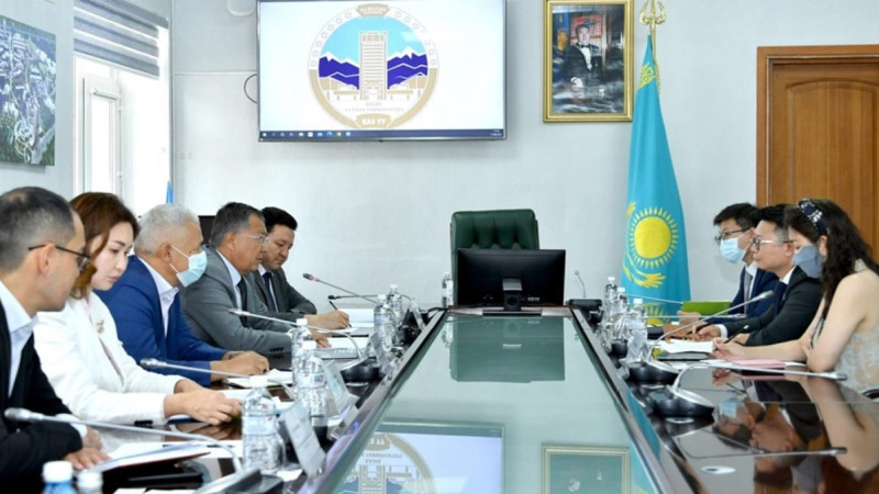 QazUÝ ZTE corporation kompaniiasymen bailanys ornatty