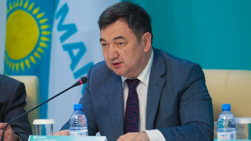 Quryltaida eldiń muń-muqtajy, halyqtyń tilegi aitylýy tiis – Darhan Qydyráli
