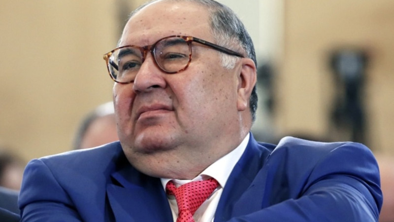 «Oligarhtar 45 mlrd dollar joǵaltty». Alisher Ýsmanov Eýropa keńesin sotqa berdi