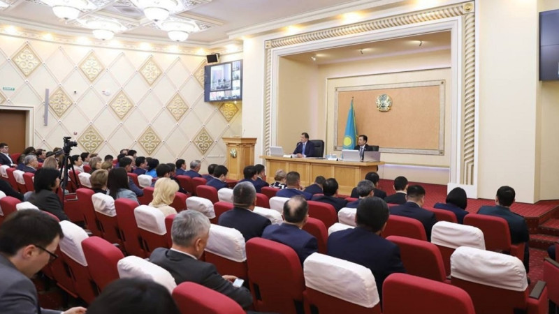 Маңғыстауда мәслихаттың сессиясында ауыз су ісіне айрықша көңіл бөлінді