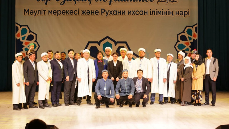 تٷركٸستاندا ٶتكەن مەۋلٸت كەشٸندە 4 مۇقتاج وتباسىعا ٷي بەرٸلدٸ