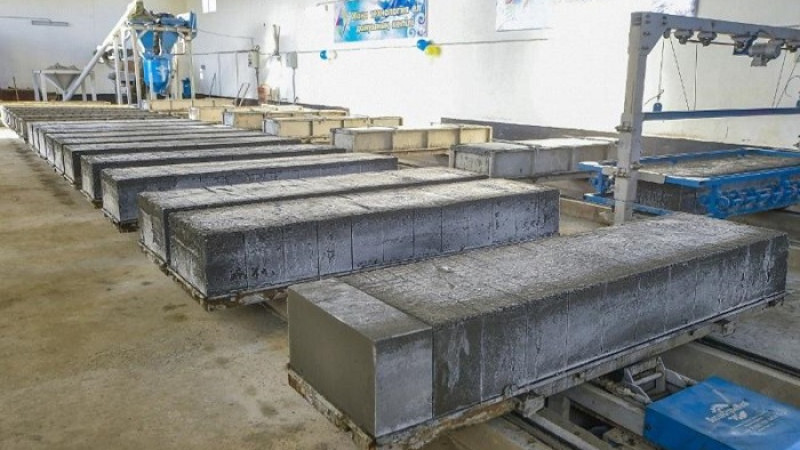 Qurylys materialdaryn shyǵaratyn 5 jańa zaýyt salynady