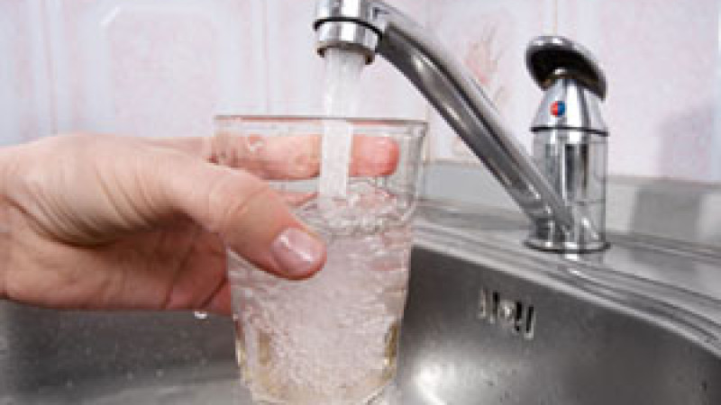 جاڭاٶزەندە تەڭٸز سۋىن تۇششىتاتىن زاۋىت سالىنادى
