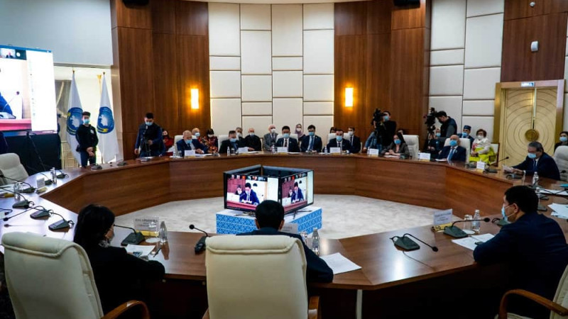 Елорданың Достық үйінде Алғыс айту күніне арналған дөңгелек үстел өтті