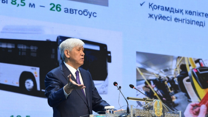 Amandyq Batalov: "Gazǵa qosylý halyqtyń qaltasyna salmaq salmaýy kerek"