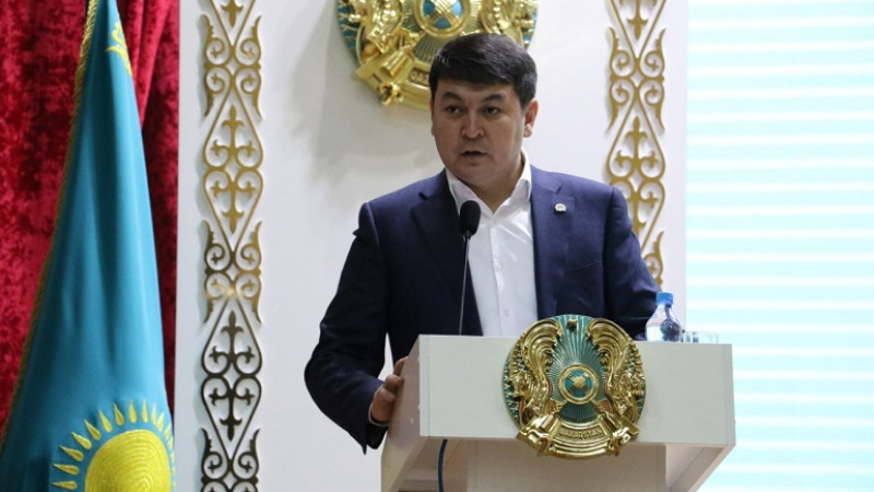Túlkibas aýdany ákimi óz esebinde balabaqshamen qamtý 100% paiyzǵa oryndalǵanyn aitty