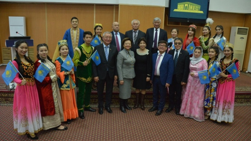 ҚазҰПУ-де «Елбасының көшбасшылығының сабақтары» жалпыреспубликалық ашық сабақ өтті
