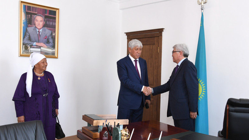 Амандық Баталов екі ауданның жаңа әкімдерін жұртшылыққа таныстырды