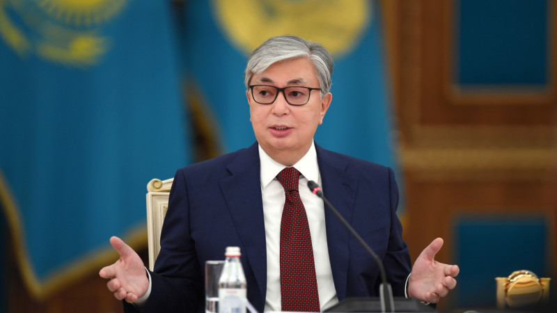توقاەۆ: "حالىقتىڭ كٶشەگە شىعىپ, نارازىلىعىن ايتۋعا رۇقسات بەرەمٸز"