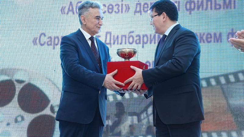 Túrkistan turǵyndary ózbek filmderin tamashalady