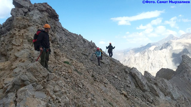 تٷركٸستان وبلىسىندا ٷش بيدٸڭ ەسٸمٸ ٷش شىڭعا بەرٸلدٸ
