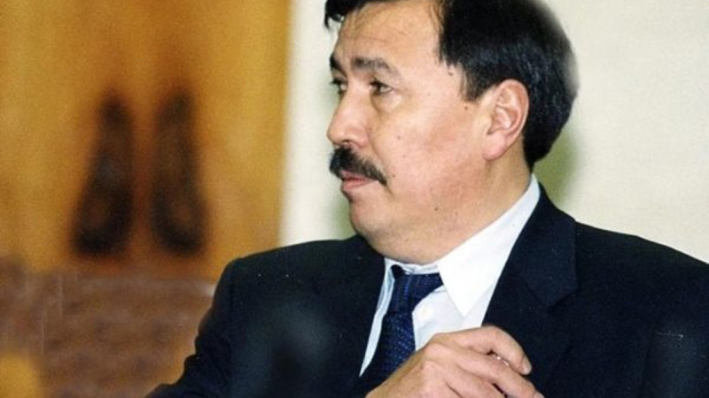 Altynbek Sársenbaevtyń ólimine qaitys boldy dep kúdikke ilingen Erjan Ótembaev kóz jumdy