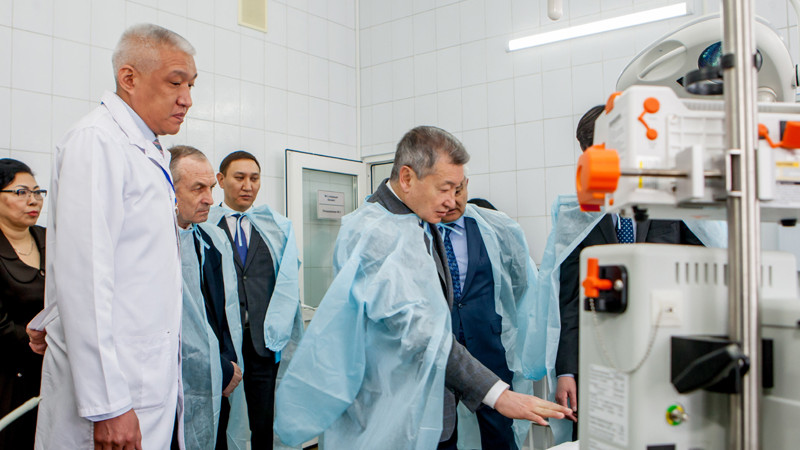 Danial Ahmetov: «Perinataldy ortalyq perzenthanaǵa ainalmaýy kerek»