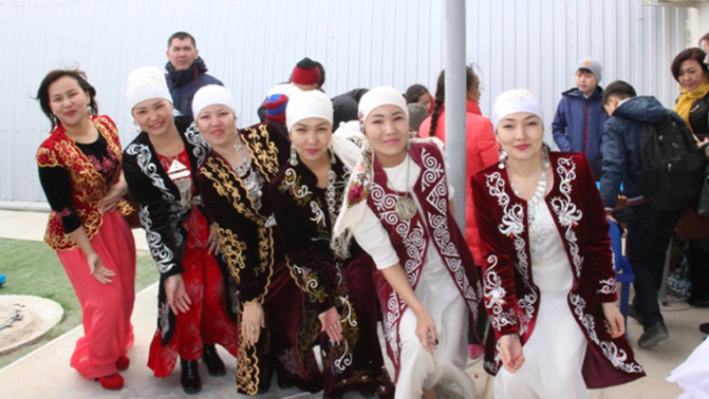 «Shymkenttikter kelindi qatty ustaidy». Ras, ótirigin ózińiz aiyryp alyńyz.