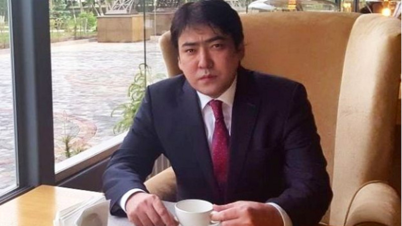 Баян ба? Мұндай адамдардың кітабын оқымаймын