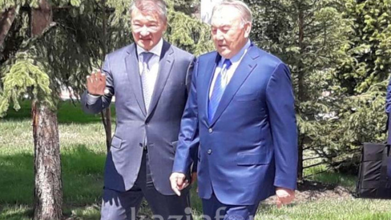 ەلباسى ٶسكەمەندە «نۇرلى جول» ساياباعىن اشتى