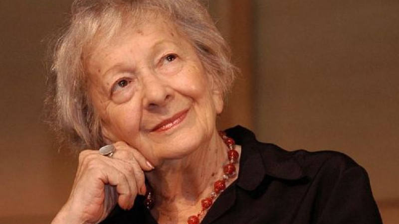V. Shimborskaia: "Soǵys ortaq tildiń joqtyǵynan bastalmaidy"