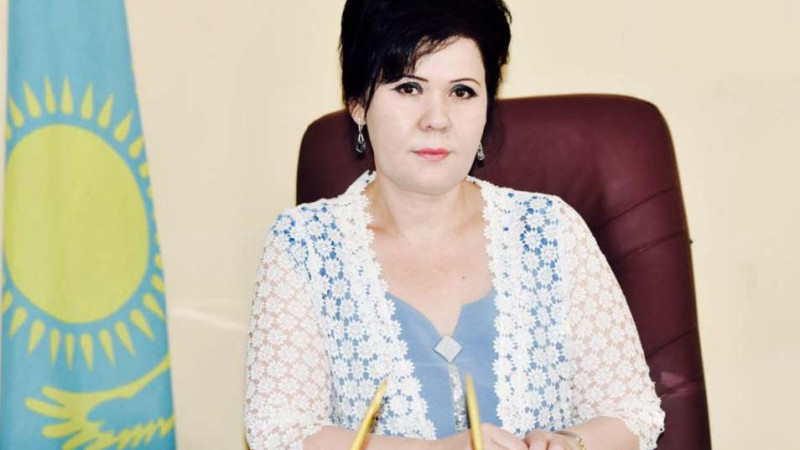 Жанат Тәжиева: «Мұғалім беделін коньяк пен бір қорап шоколад түсіруде»
