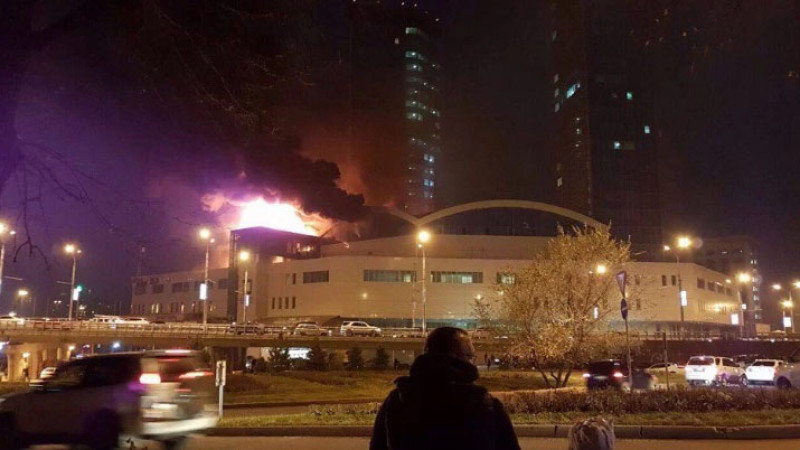 «الماتى تاۋەرس» كەشەنٸنٸڭ عيماراتى ٶرتكە وراندى