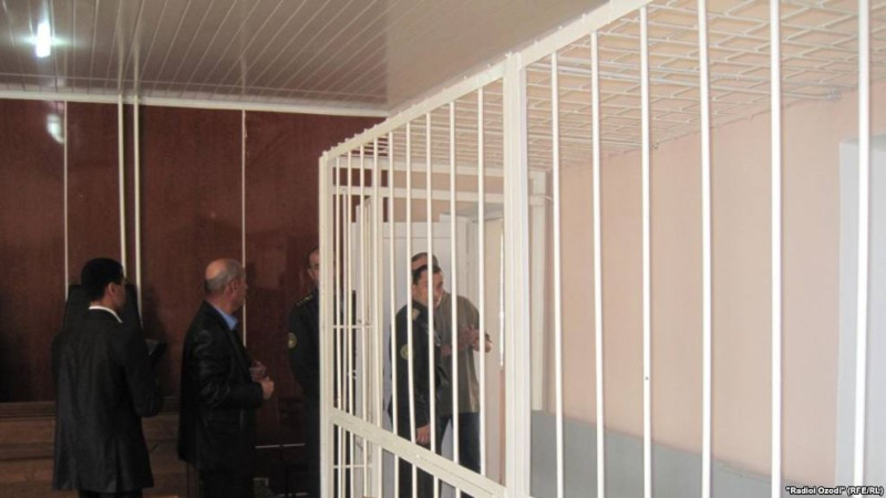 Jer satyp qamalǵan sheneýnikter bostandyqqa shyqty