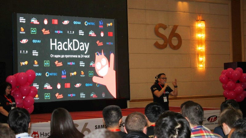 ۆ الماتى پرويدەت كرۋپنەيشيي فەستيۆال يننوۆاتسيوننىح يدەي HackDay 2016