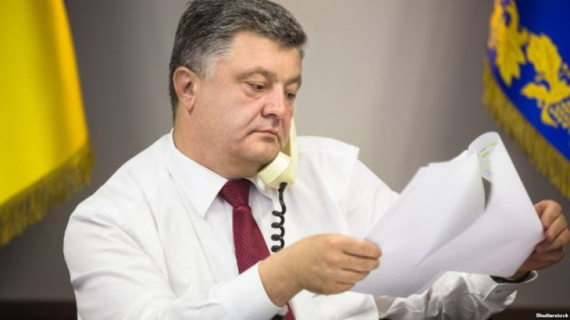 Poroshenko Vladimir Pýtinmen telefon arqyly sóilesti