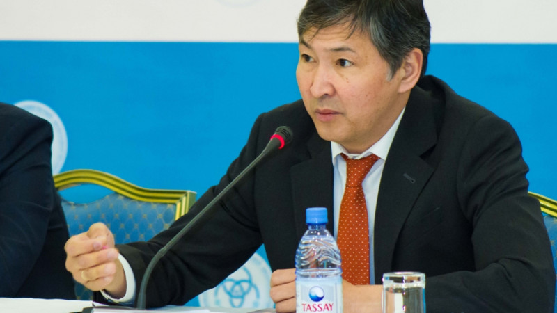 «Qazaq tili eksperiment quraly emes, Saǵadiev myrza!»