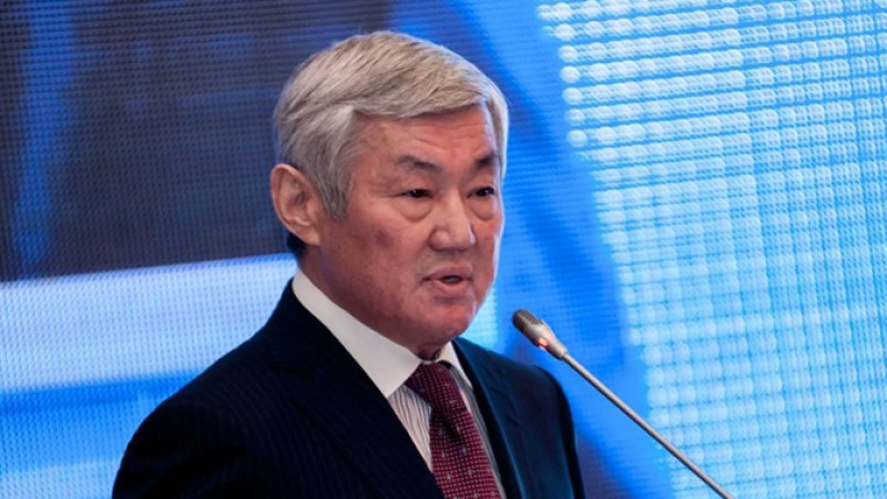 Saparbaev aýdan ákiminiń úiindegi jaryqty qidyrtyp tastady