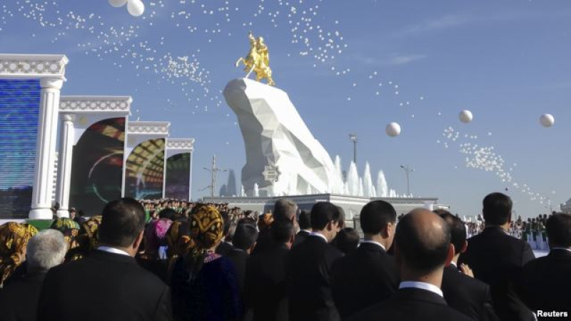 «ارقاداع» ەسكەرتكٸشٸ بوي كٶتەردٸ