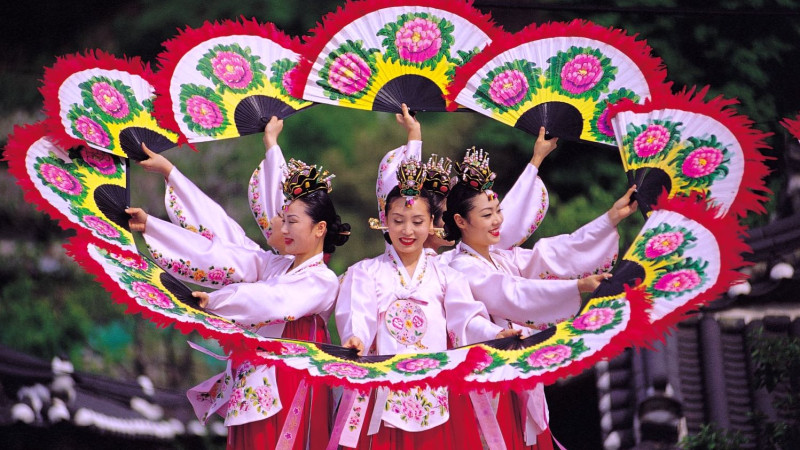 Koreia: ustaz prezidentten qadirli