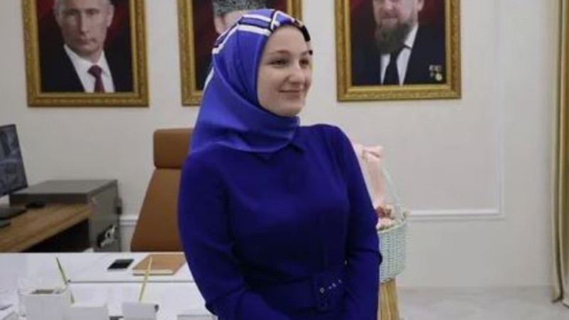 Шешенстан басшысы Қадыровтың тағы бір қызы шенді қызметке келді