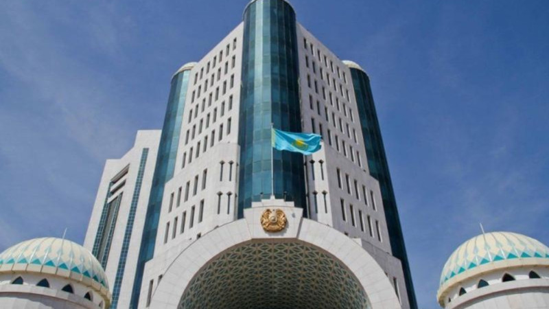 توقاەۆ ٷكٸمەتتٸڭ كەڭەيتٸلگەن وتىرىسىنا قاتىسادى