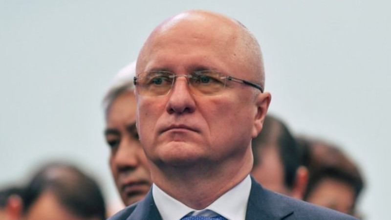 Скляр уақытша премьер
