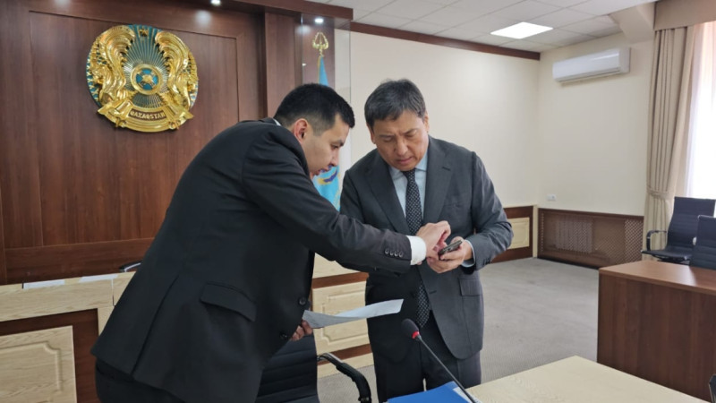 Dosaev jer silkinisine bailanysty shuǵyl jinalys ótkizip jatyr