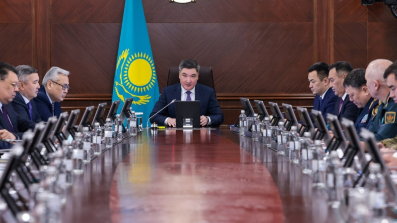 Олжас Бектенов су тасқынына қарсы штабтың отырысын өткізді