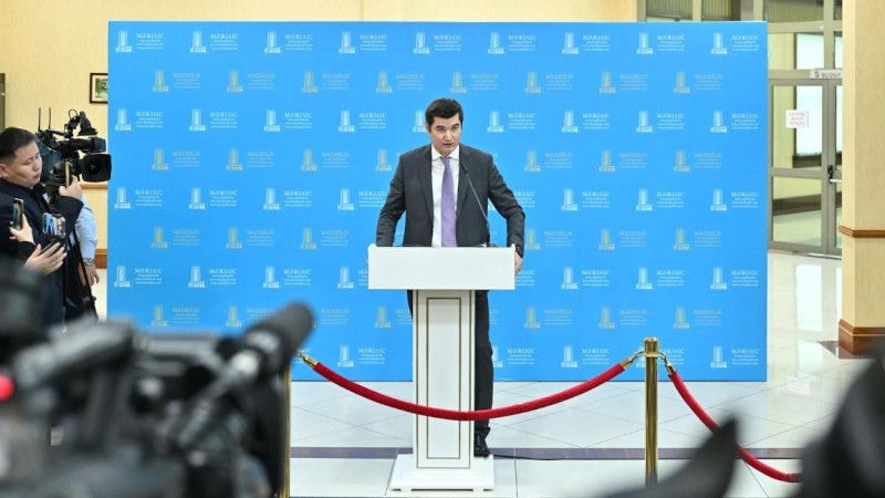 مەملەكەتتٸك ساتىپ الۋ تۋرالى جاڭا زاڭدا قانداي ٶزگەرٸس بار?