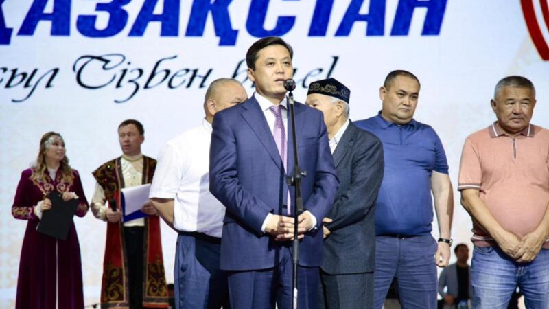 «Ońtústik Qazaqstan» gazetiniń 100 jyldyq mereitoiy biik dárejede atalyp ótti