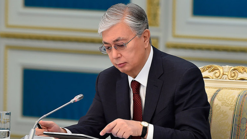 Zertteý saýalnamasy: Toqaevqa respondentterdiń 77,1 paiyzy senim artady