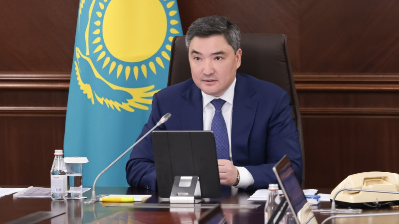 قانشاما جول شايىلىپ كەتتٸ: بەكتەنوۆ كٶلٸك مينيسترلٸگٸنە تاپسىرما بەردٸ