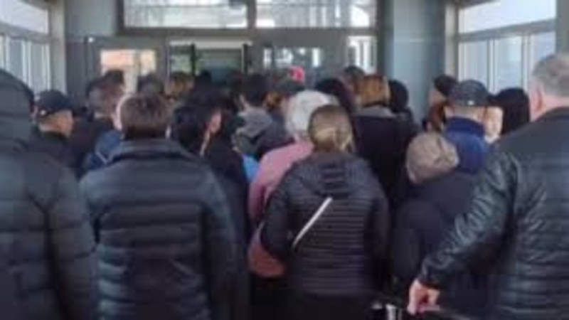 Sheneýnik úi kezeginde turǵan 21 myń adamǵa qaramastan, áieline páter syilaǵan