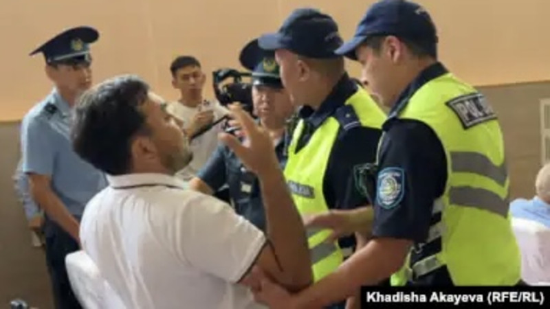 سەمەيدە اەس سالۋعا بايلانىستى تىڭداۋدا قوعام بەلسەندٸسٸ قاماۋعا الىندى